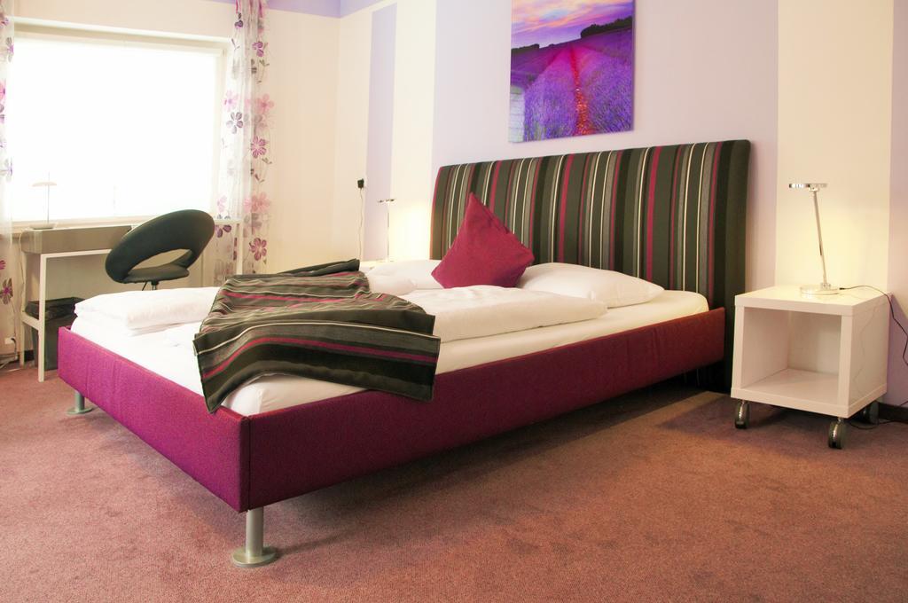Park Ambiente Friedberg Otel Friedberg  Dış mekan fotoğraf